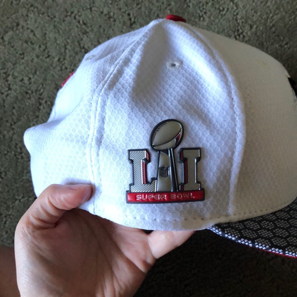 💚 SOLD 💚New Era Falcons Super Bowl LI White Snapback - Picture 2 of 7